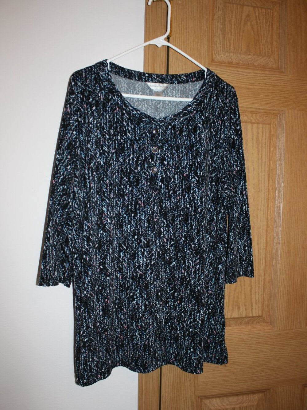 Women's XL Tunic by Christopher & Banks Black Multi Color